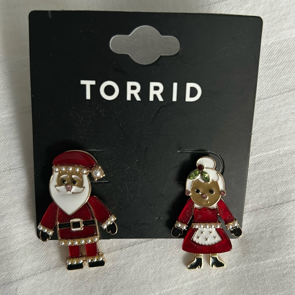 Christmas in July….Mr. and Mrs. Claus  earrings